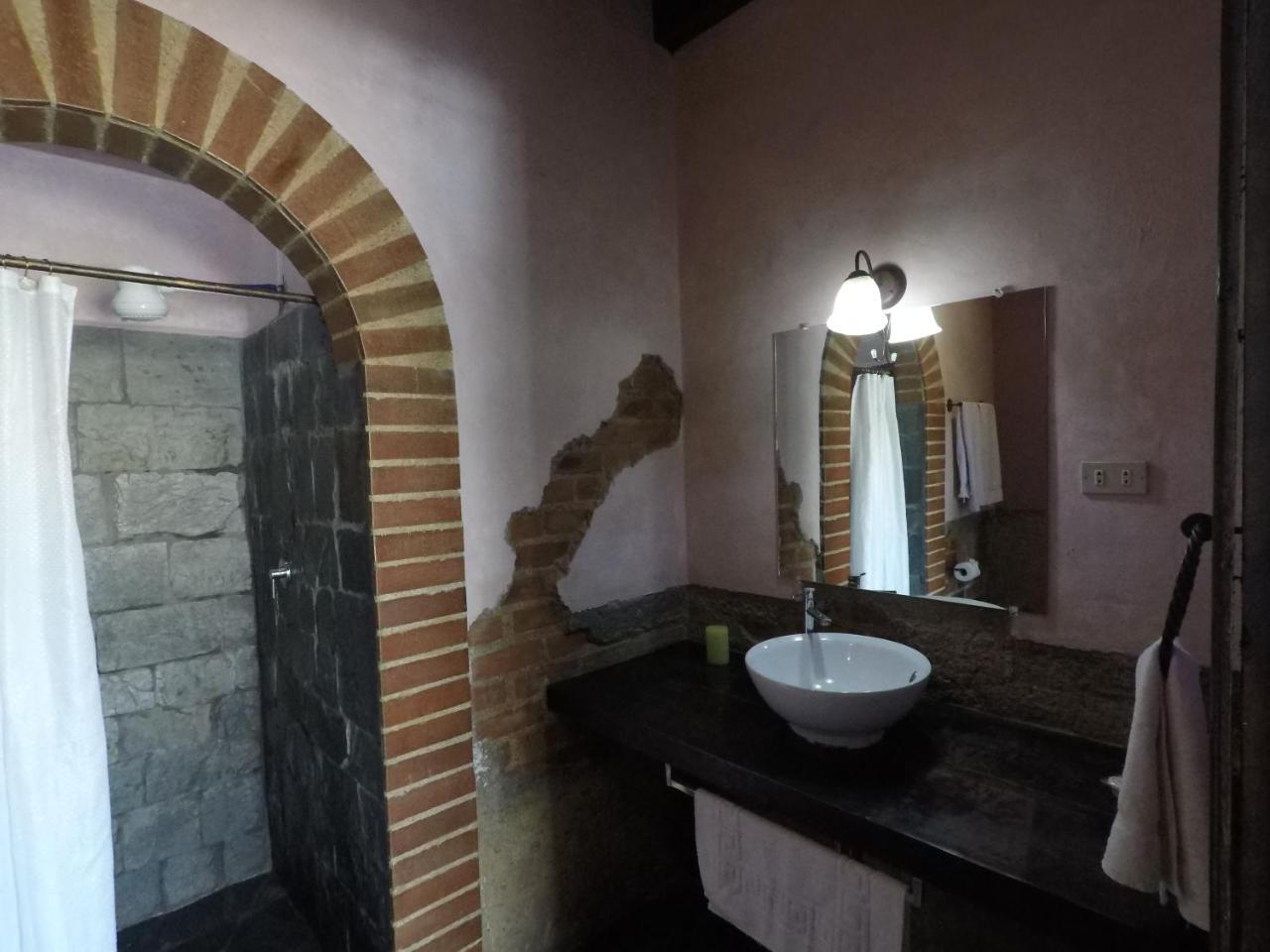 Hotel Monasterio 危地马拉安地瓜 外观 照片