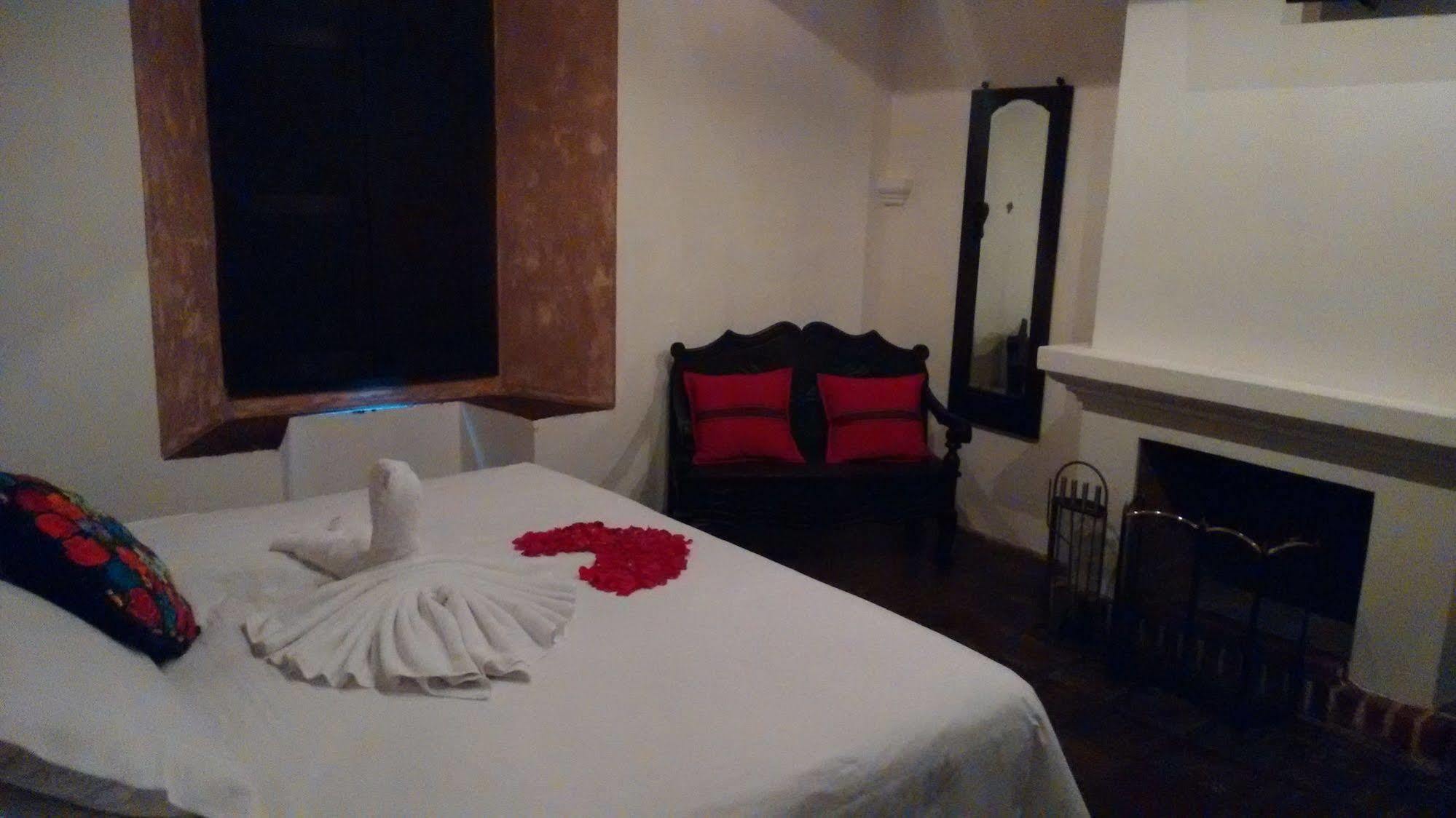 Hotel Monasterio 危地马拉安地瓜 外观 照片